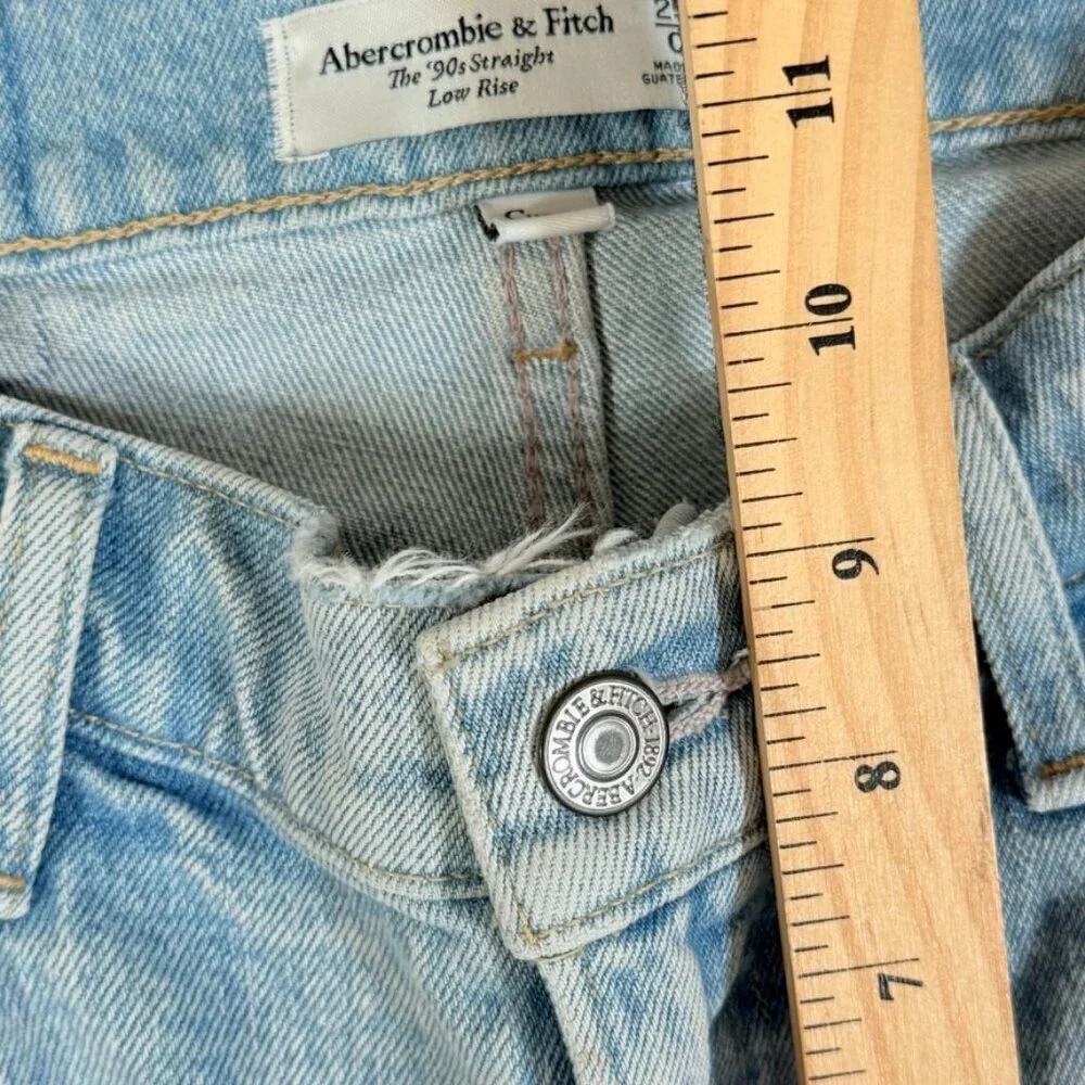 Abercrombie Fitch Womens 90s Straight Jeans Low Rise Light‎ Curve Love 25/0 NWT